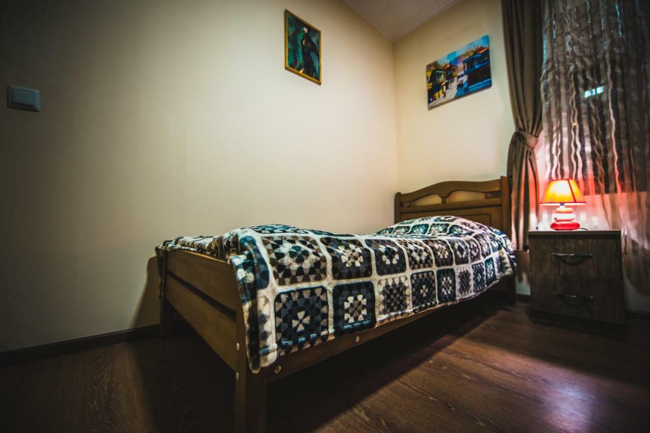 Cozy Apartment In Center Of Old ティビリシ エクステリア 写真