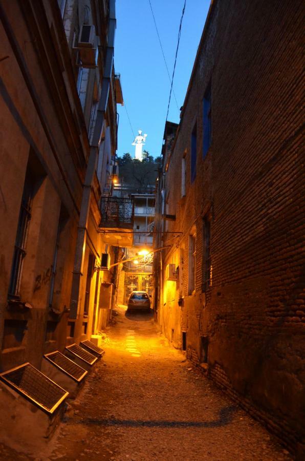 Cozy Apartment In Center Of Old ティビリシ エクステリア 写真